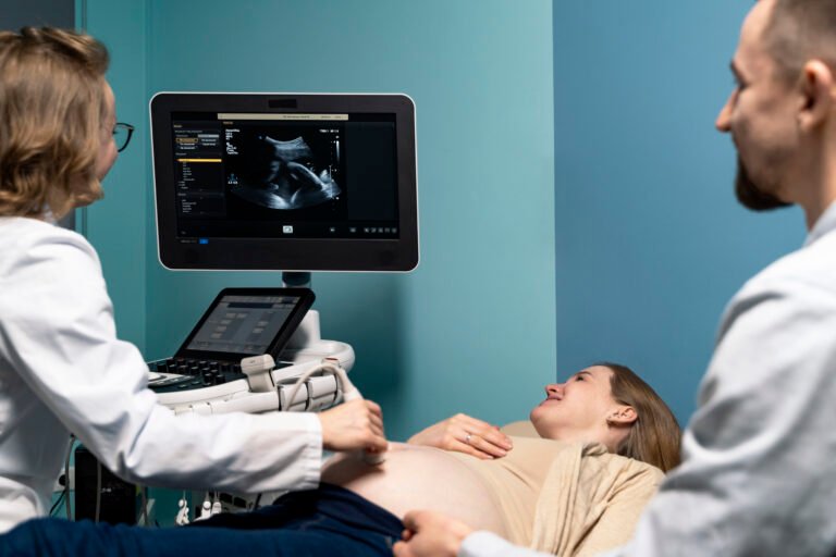 gynecologist-performing-ultrasound-consultation